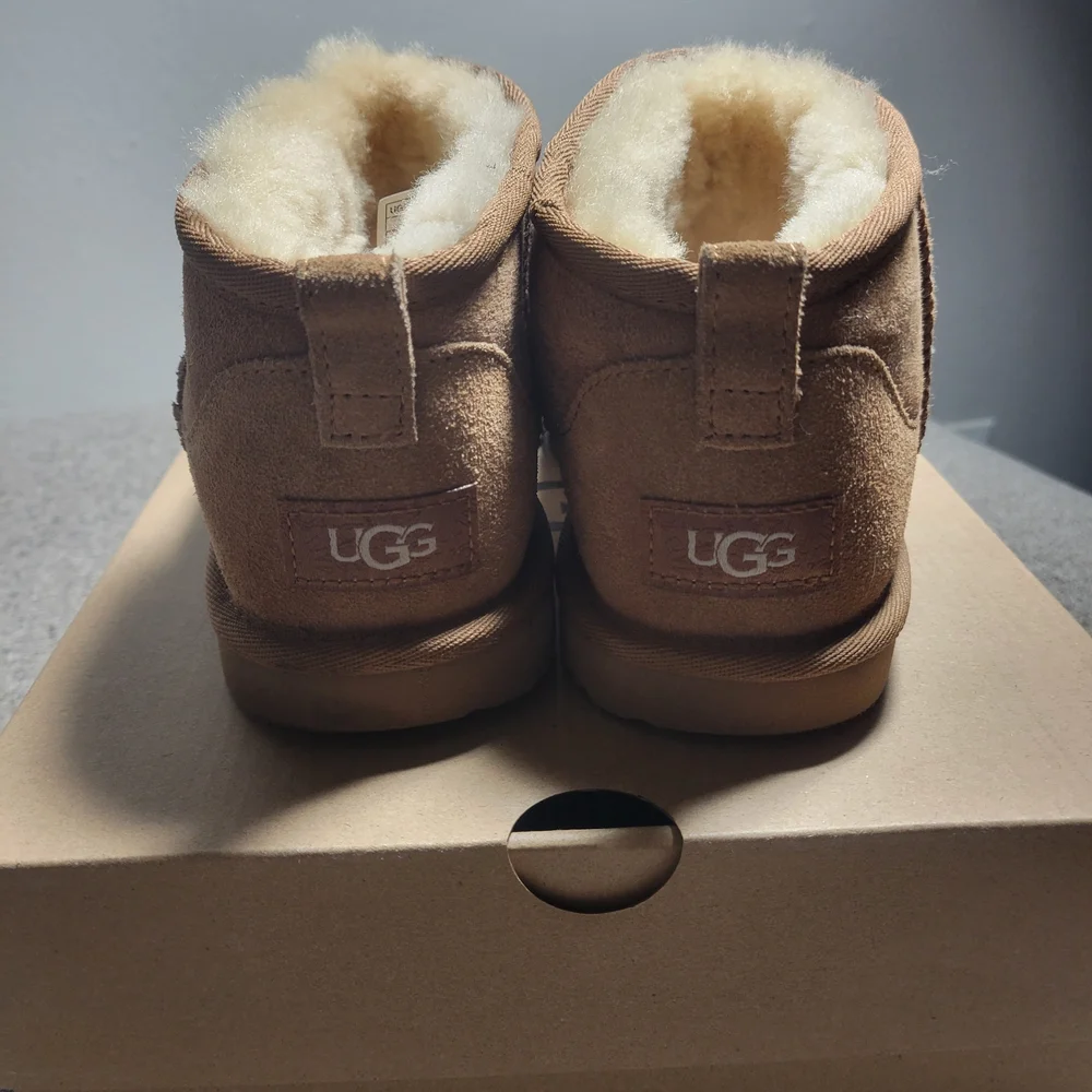 UGG Tan Suede Shearling Boots - Picture 2 of 9